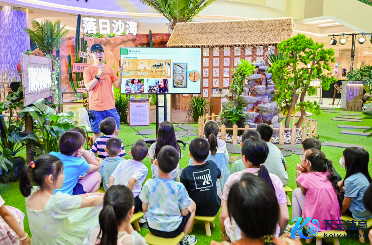 上海七宝领展广场频繁举办亲子行动，让隔邻住户及搭客了解古镇文化。